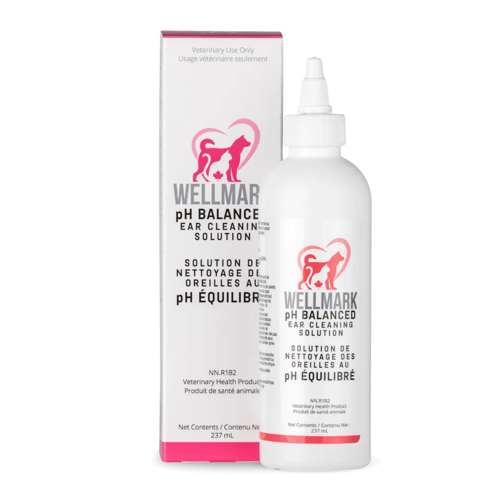 Wellmark pH Balanced Ear Cleaning Solution for Dogs & Cats
