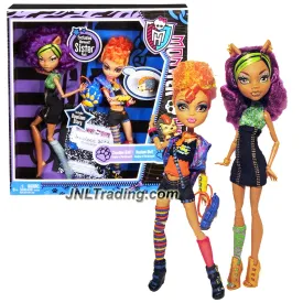 Year 2011 Monster High Diary Series 2 Pack 11 Inch Doll Set - Daughters of the Werewolf CLAWDEEN WOLF and HOWLEEN WOLF with Pet Cushion Hedgehog, Paw-Shaped Backpack and Diary of Howleen Wolf